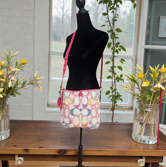 Coach Vintage Y2K Pink and Multicolor Fabric  Crossbody Bag - Picture 2 of 9